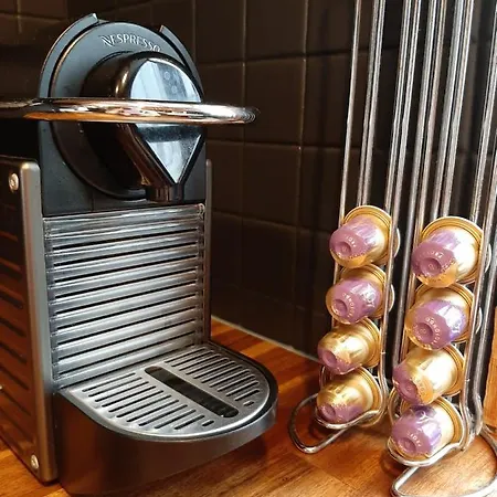 Parking Prive -le Valentin -coeur Historique -la Clef De アパート *