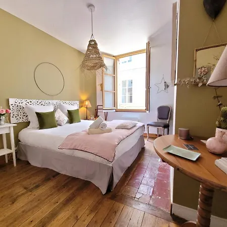 Parking Prive -le Valentin -coeur Historique -la Clef De * הונפלר