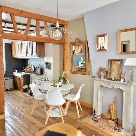 Apartmán Parking Prive -le Valentin -coeur Historique -la Clef De *