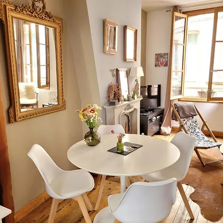 Parking Prive -le Valentin -coeur Historique -la Clef De דירה *